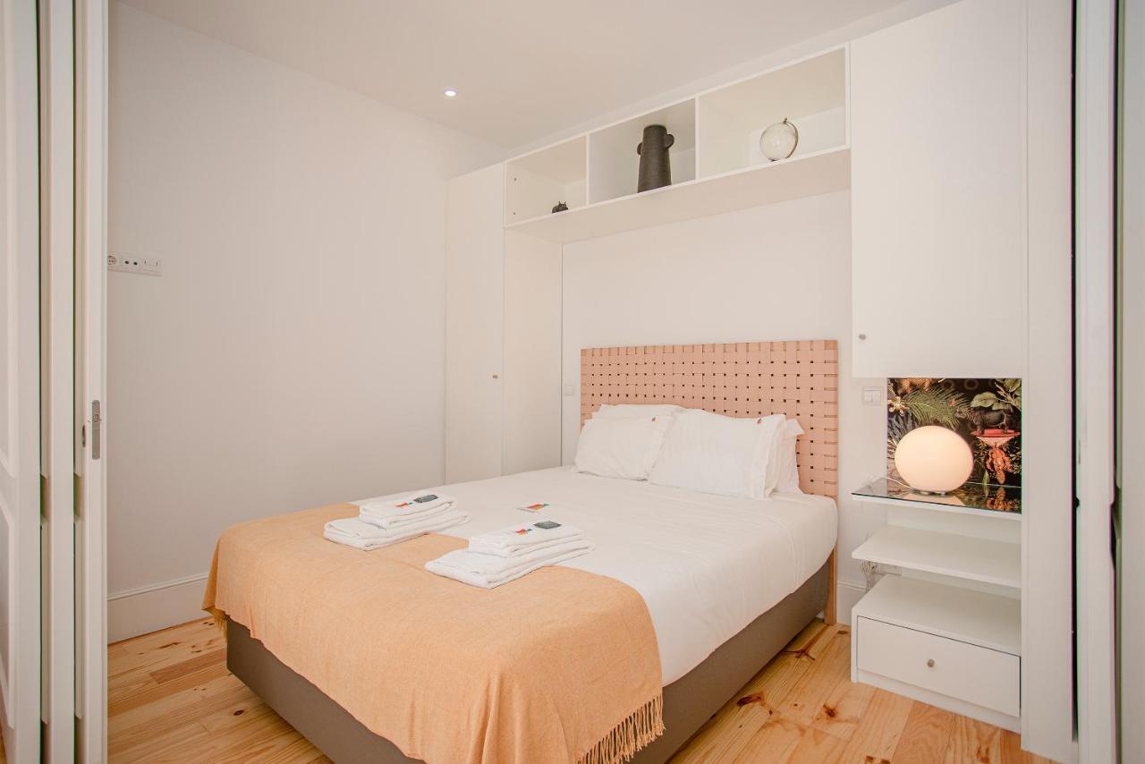 Liiiving In Porto - Flores Design Experience Apartments Екстер'єр фото